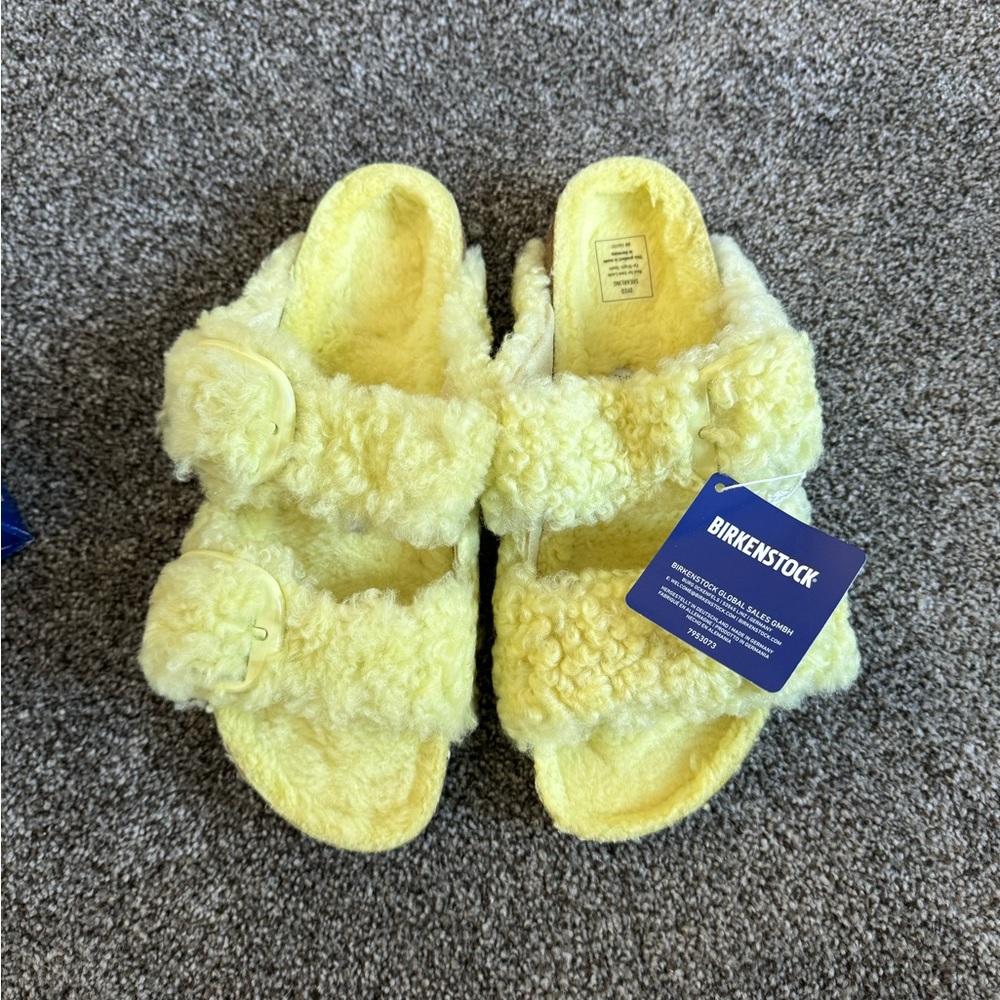 Birkenstock Arizona Big Buckle Shearling - Popcorn - Size 42 NWT